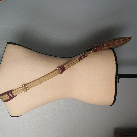 Coach Heritage Stripe Collection swing pack/messenger bag 41664 - Picture 7 of 7